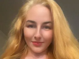 Zahara84 — Streamate cam model