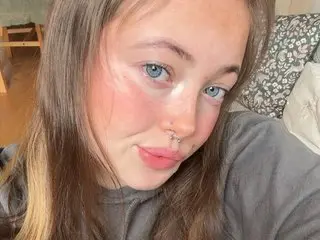 avawhitexo cam model