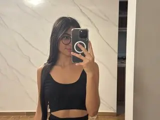 beatriz_doll