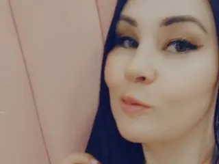 chanel08 — Streamate cam model