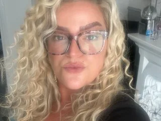 curlycherryuk