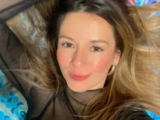 cutiekittysSs — Streamate cam model