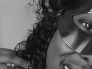 darkfever18 cam model