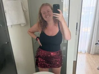eviebehavingbadly — live cam