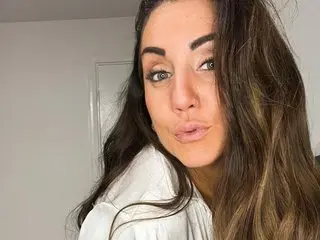 jesseraeuk cam model