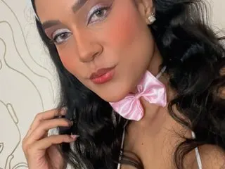 kourtneyevans cam model