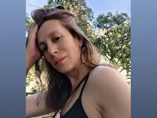 laurasofia40 — live cam