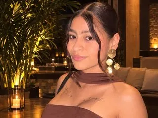 luna_cutte cam model