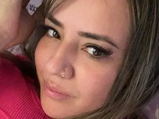 miaapril cam model