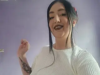 milfnextdoormaddy cam model