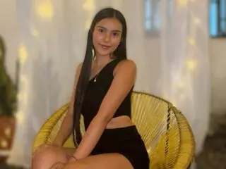 nahomy_park18 cam model