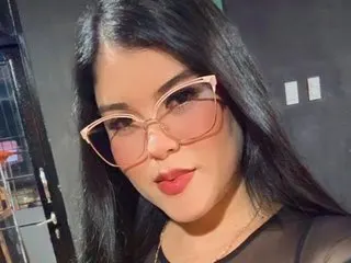 perla_luxe cam model