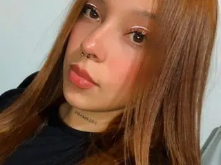 scarlett_luxx cam model