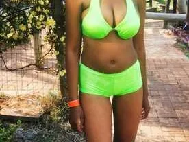 sexychichi — live cam