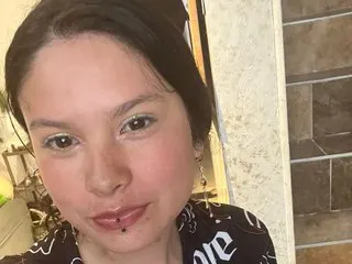 sharoncoral cam model