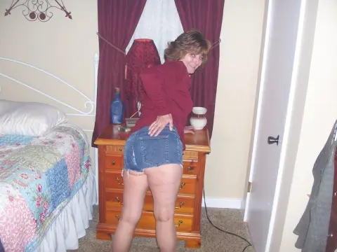 Adrianna_4u — Streamate Photos