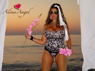 AlinaAngel — Streamate Photos