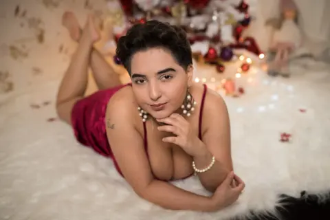 AllyiahH — Streamate Photos