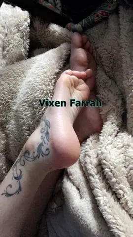 FoxyFarrah — Streamate Photos