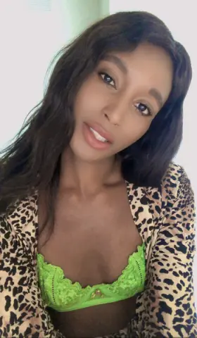 GoddessRobin — Streamate Photos