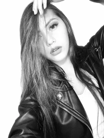 IsabellaSaenz — Streamate Photos