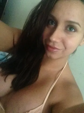 Lunatorres — Streamate Photos