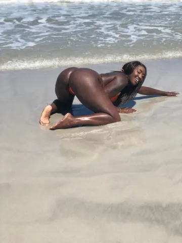 OMGiana — Streamate Photos