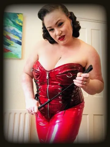 TheDevineMissDeviant — Streamate Photos