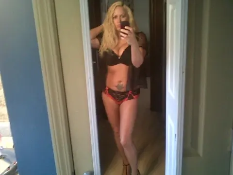 misstish — Streamate Photos